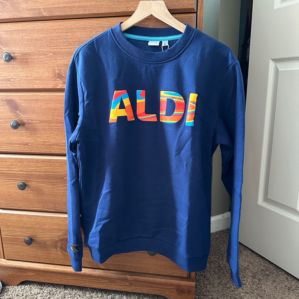 NWT ALDI Gear 2024 Blue Crewneck Sweatshirt, Size Medium